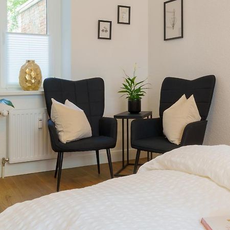 Suite Fuer 4 Mit Terrasse Im Herzen Der Innenstadt Schwerin  Exterior foto
