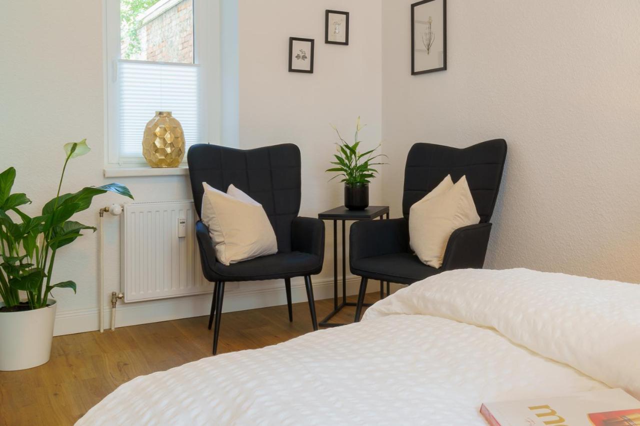 Suite Fuer 4 Mit Terrasse Im Herzen Der Innenstadt Schwerin  Exterior foto